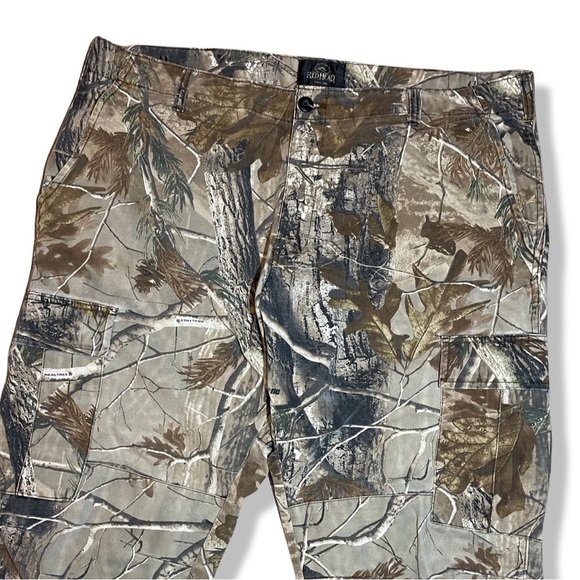 Vintage RedHead Real Tree Cargos - Picture 3 of 5
